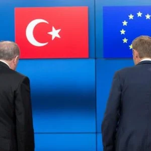 تعرف على ابرز الخلافات بين تركيا والاتحاد الاوروبي