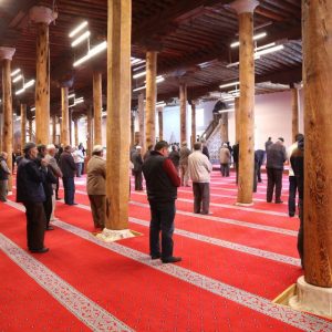 أكبر مسجد خشبي في تركيا يستقبل المصلين منذ 8 قرون