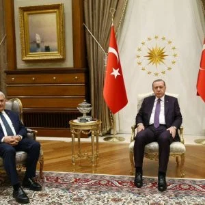 أردوغان ويلدريم يهنئان بالذكرى الـ 103 للانتصار بمعركة “جناق قلعة”