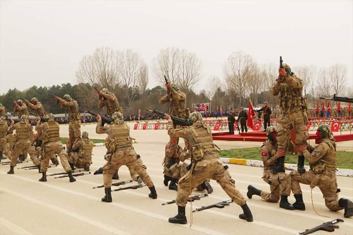شاهد بالصور| حفل تخريج دورة القوات الخاصة التركية في محافظة قصطمونية شمال تركيا 29