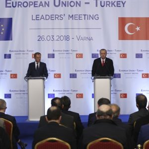 اردوغان يطالب قادة الاتحاد الأوروبي أن يتصرفوا ويتكلموا بشكل عادل