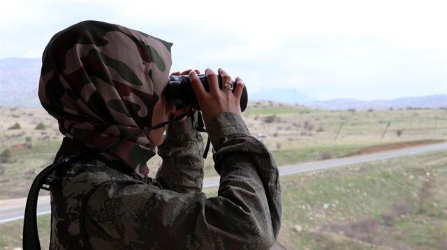 "يوم المرآة" سيدة تركيّة لم يمنعها الحجاب من محاربة "بي كا كا" الإرهاب في عفرين (صور+فيديو) 11