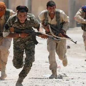 عصيان مسلح من أهالي”الرقة” ضد “بي كاكا”