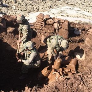 الجيش التركي يقيم قاعدة عسكرية قرب الحدود مع العراق