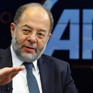 نائب رئيس الوزراء التركي يؤكد ضرورة تطهير منبج من العناصر الإرهابية