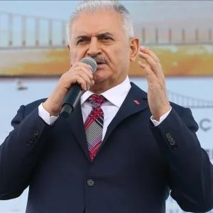 رئيس الوزراء التركي: الانتقادات ضد تركيا بشأن سوريا مصدرها دول مقربة من الإرهابيين