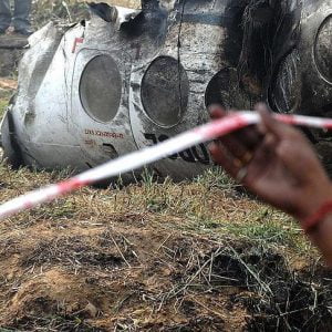 مصرع 11 شخصا أثر سقوط طائرة تركية خاصة بمحافظة “جهار محال وبختياري” الإيرانية