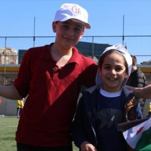 طلاب عرب وأتراك بإسطنبول يوطدون الأخوة في ملاعب كرة القدم