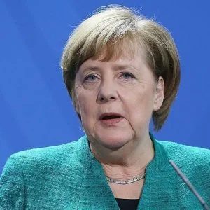 ميركل: الإسلام يمثل جزءًا من ألمانيا