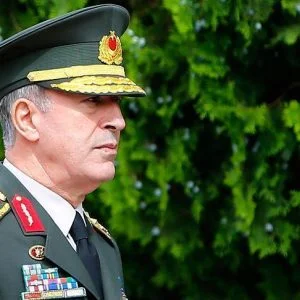 الأركان التركية: مهتمون بتجنب إصابة المدنيين حتى لو على حساب توقيت عملية “غصن الزيتون”