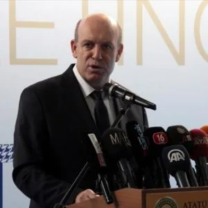 انطلاق فعالية لعرض منتجات النسيج في مدينة “بورصة” التركية