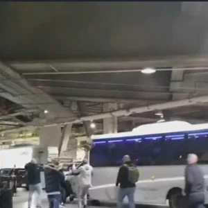 فيديو يضع مصارعا شهيرا بمأزق.. تهم جنائية