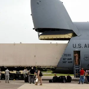 امريكا تنقل اطنان من الاسلحة من قاعدة انجيرليك