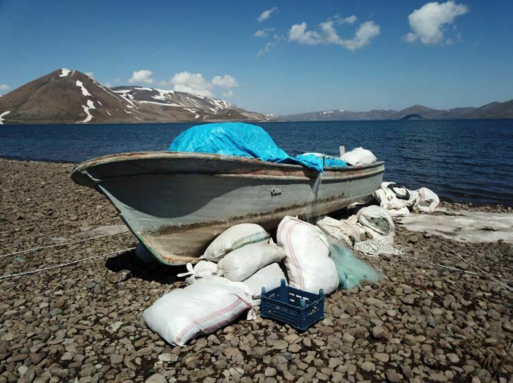 "بحيرة الأسماك".. قِبلة عشاق الطبيعة الهادئة في تركيا 1