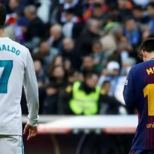 رونالدو وميسي.. الأرقام تكشف “سرا غريبا”