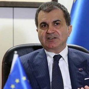 وزير تركي: اليونان تشجع على “أسوأ جريمة ضد الإنسانية”