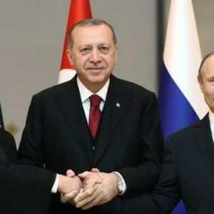 خبير روسي يكشف عن اهمية قمة انقرة الثلاثية