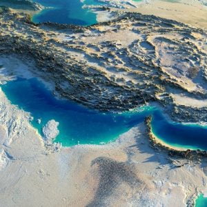 صحيفة تكشف مشروع سعودي جديد يفصل حدود المملكة مع قطر