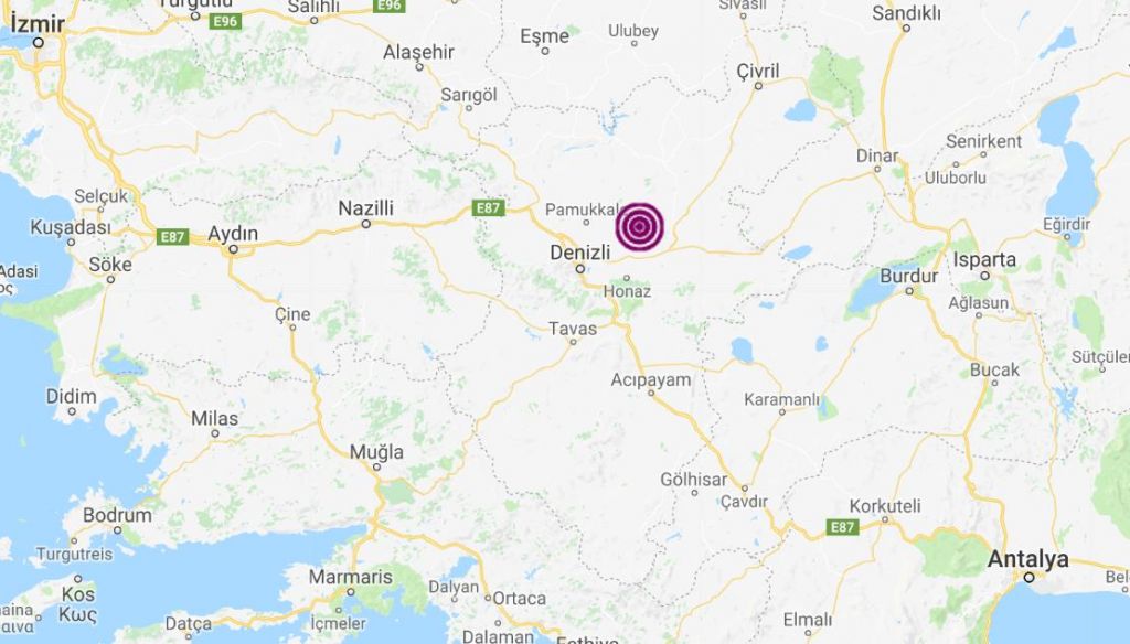 زلزال يضرب"دنيزلي" غرب تركيا 2 زلزال يضرب"دنيزلي" غرب تركيا 1