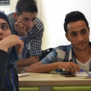 تركيا تقدم منحا لنحو 20 ألف طالب سوري