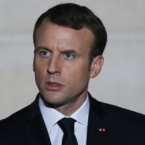 اول تصريح للرئيس الفرنسى عقب “الضربة الثلاثية”