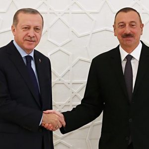 الرئيس أردوغان يهنئ نظيره الأذري بفوزه في الانتخابات الرئاسية