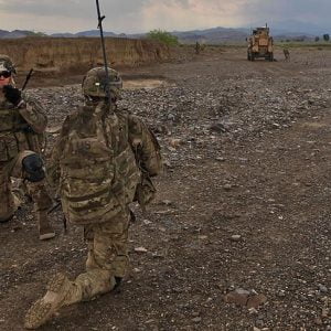 القوات الأمريكية تشرع ببناء قاعدتين في محيط مدينة منبج