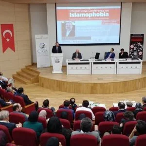 إسطنبول تستضيف مؤتمرا دوليا حول “الإسلاموفوبيا”