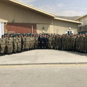 وزيرا الدفاع والداخلية التركيان يزوران قوات بلادهما بأفغانستان