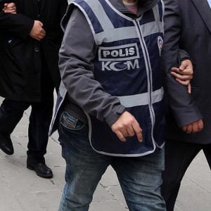 محكمة تركية تصدر قرارًا باعتقال 3 مسؤولين بمنظمة “غولن” الإرهابية