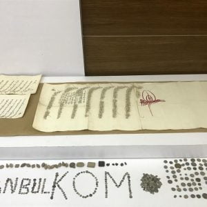 يعود لزمن الدولة العثمانية.. سرقة "ديوان همايون" في اسطنبول 7