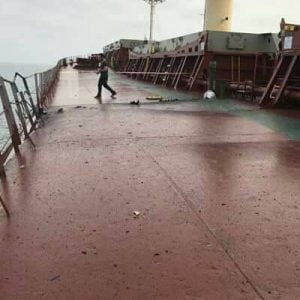 التحالف يتهم الحوثيين بالهجوم على سفينة تركية قرب السواحل اليمنية