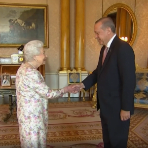 أردوغان يلتقي الملكة إليزابيث في لندن