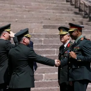 رئيس الأركان التركي يلتقي نظيره السوداني في أنقرة