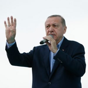 أردوغان ينفي نيته تعيين أكار وهاكان فيدان في حكومته المقبلة