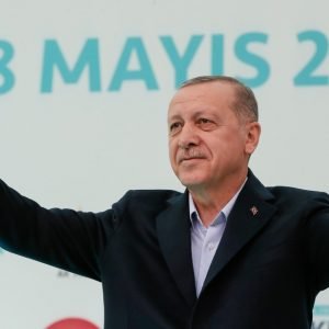 بوزداغ: استطلاعات رأي تشير إلى أن أردوغان سيحصل على 54% من أصوات الناخبين