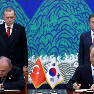 أردوغان و مون جاي-إن يترأسان مراسم توقيع عدد من الاتفاقيات
