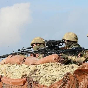 الجيش التركي: تحييد 14 إرهابيا من “بي كا كا” خلال أسبوع