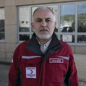 الهلال الأحمر التركي: 30 ألف شخص يضطرون للجوء يوميًا حول العالم