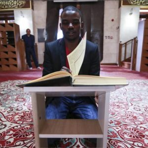 “ياسين”.. تعرف على الإسلام في رواندا وأعلنه في تركيا