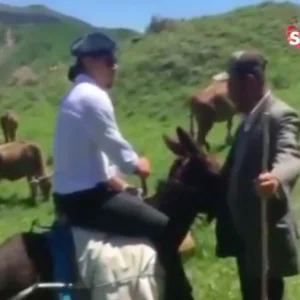 هذا ما فعله الطاهي “نصرت” قبل ان يفتتح مسجداً باسم والديه في أرضروم التركية “فيديو”