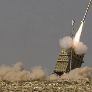 اسرائيل تعترف بفشل القبة الحديدية