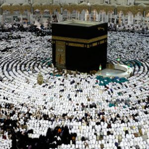 إجراء سعودي بشأن المعتمرين القطريين