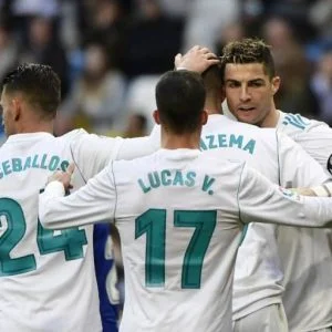 رونالدو أبلغ زملاءه بـ”قراره النهائي”