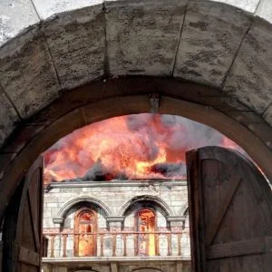 حريق في موقع لتصوير المسلسلات بإسطنبول