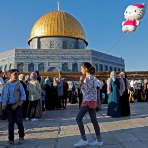 90 الفا أدّوا صلاة العيد في المسجد الاقصى.. صور 9