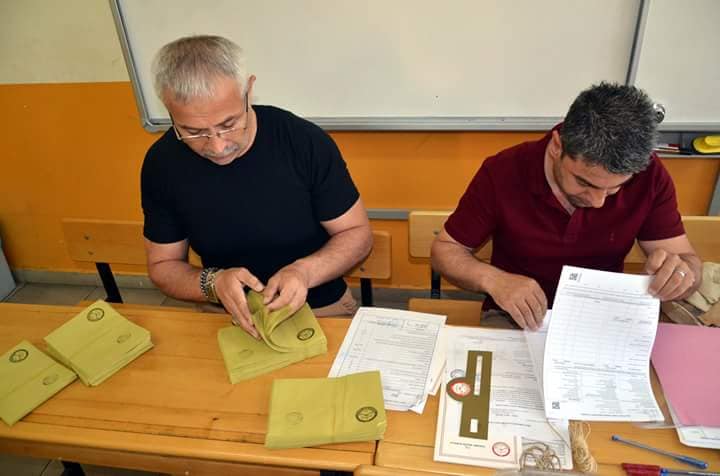 يوم تاريخي في تركيا 25