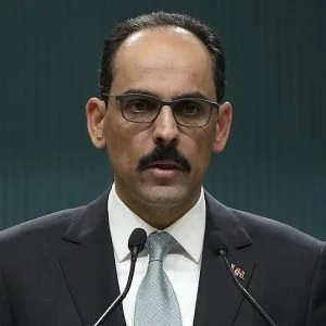 متحدث الرئاسة التركية: أردوغان سيعطي إشارات عن أعداد الوزراء في النظام الجديد