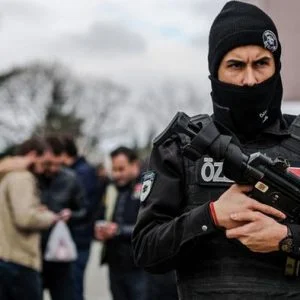 السلطات التركية توقف مطربة ألمانية