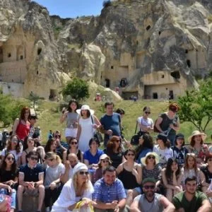 “كبادوكيا” التركية تستقبل 280 ألف سائح في شهر مايو الماضي